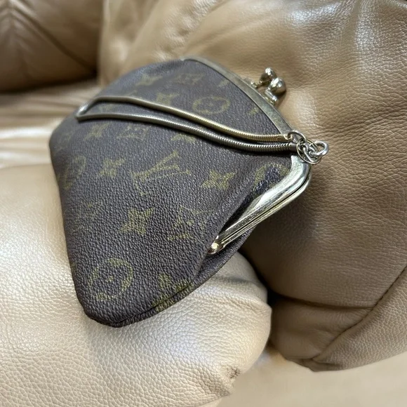 💼SUPER RARE VINTAGE KISS LOCK wristlet/purse - Picture 7 of 9